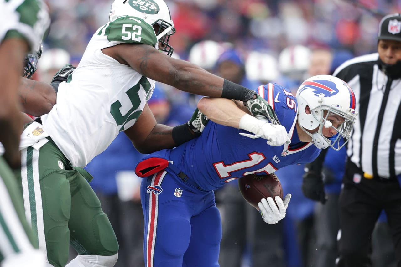 Los Bills le hicieron la maldad a los Jets y al ganarles 22-17, y al ganar los Steelers a los Browns, los dejaron fuera de Playoffs. Estas son las mejores tomas del partido.