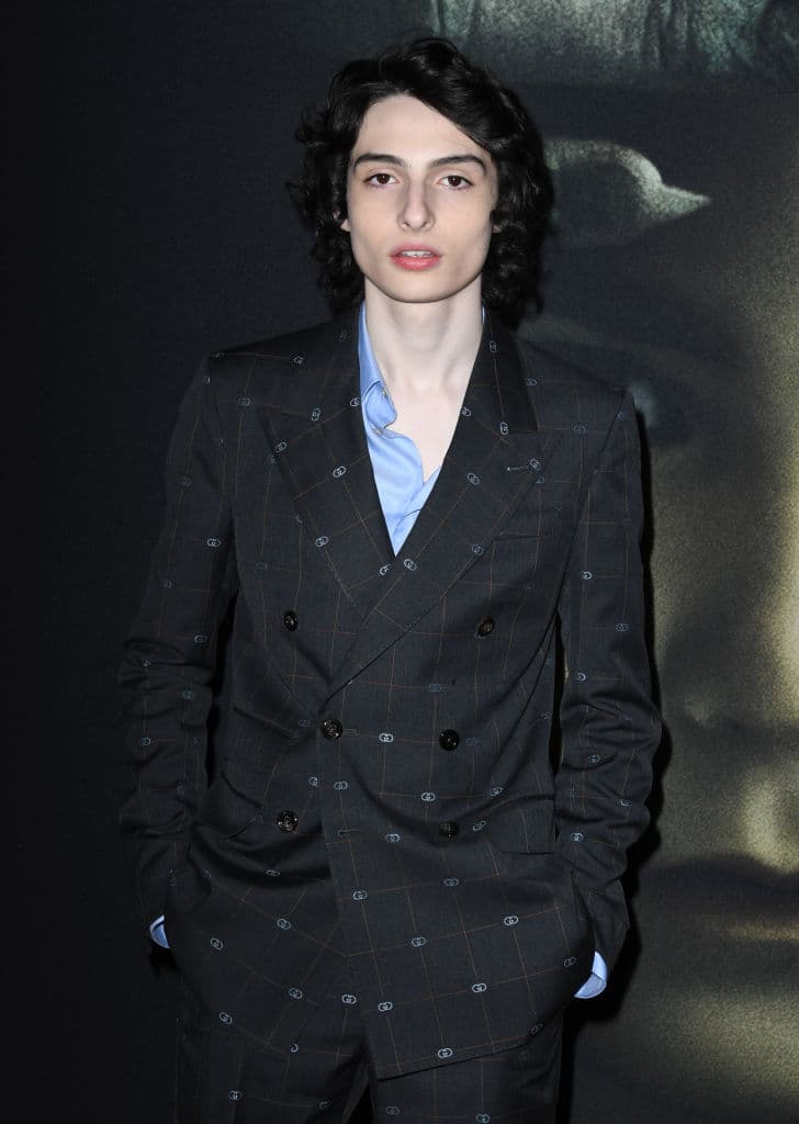 Leveon también fue visto en escena junto a Steve, por lo que se podría asumir que será su nuevo compañero de trabajo.
<br>