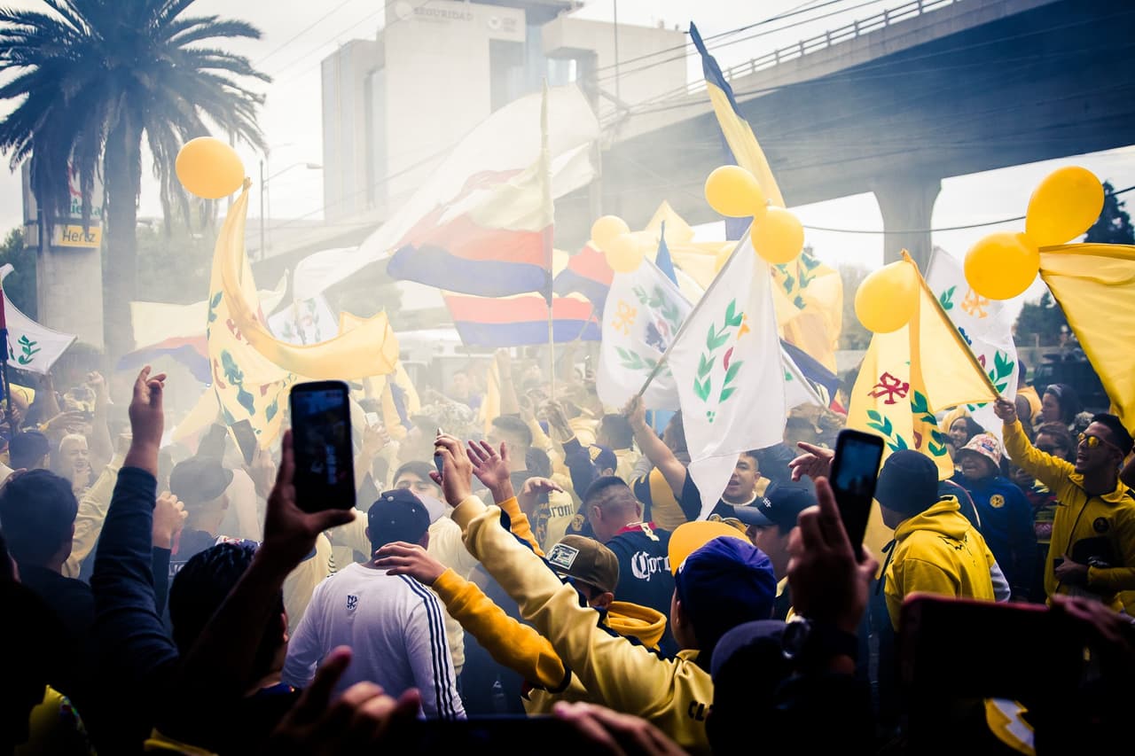 Gran ambiente familiar, en el Estadio Azteca, previo a la final del Apertura '19 entre el América y los Rayados de Monterrey.