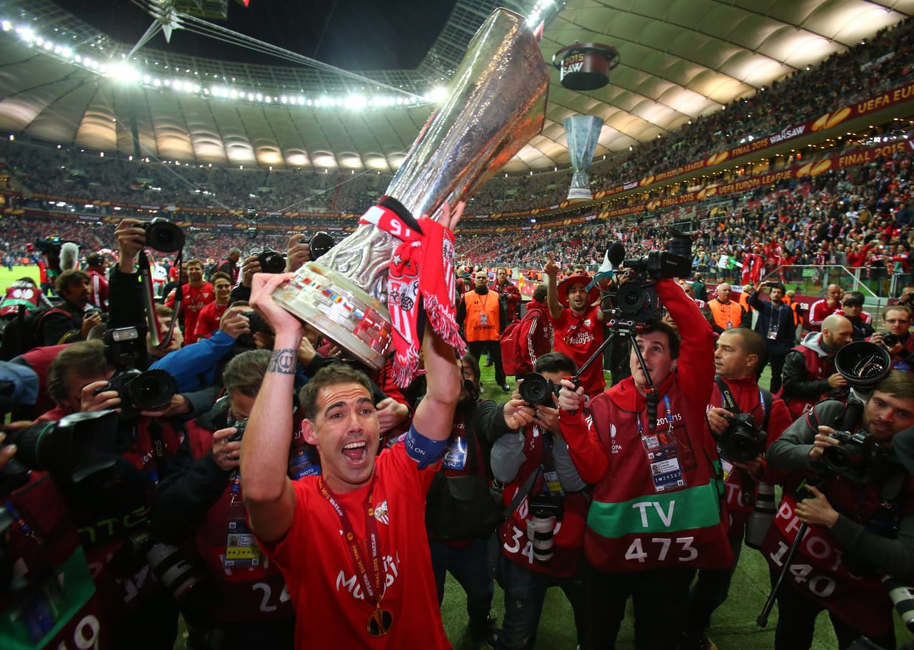 Sevilla es el dueño del presente, en la fina ante el Liverpool aspira a tener su tercera copa al hilo tras saber conseguido la Europa League en las campañas 2013-2014 y 2014-2015.