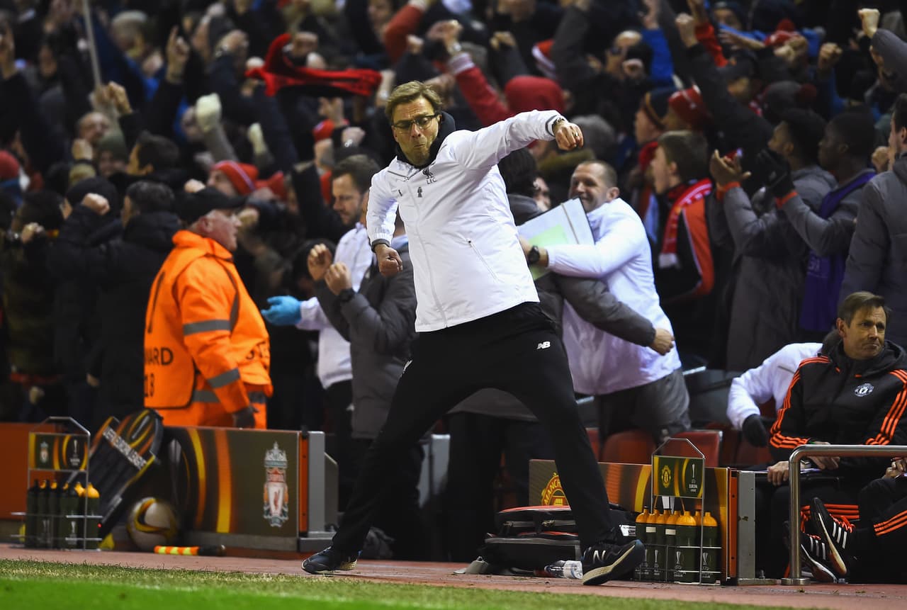 Klopp tiene una nueva oportunidad para entregar resultados pronto, luego de perder la pasada Copa de la Liga ante el Manchester City, la posibilidad de levantar un campeonato con el equipo que nunca camina sólo es una posibilidad.