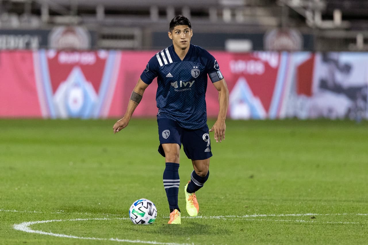 Es una de las figuras de Sporting Kansas City, que lucha por las primeras posiciones en la Conferencia Oeste.
<br>