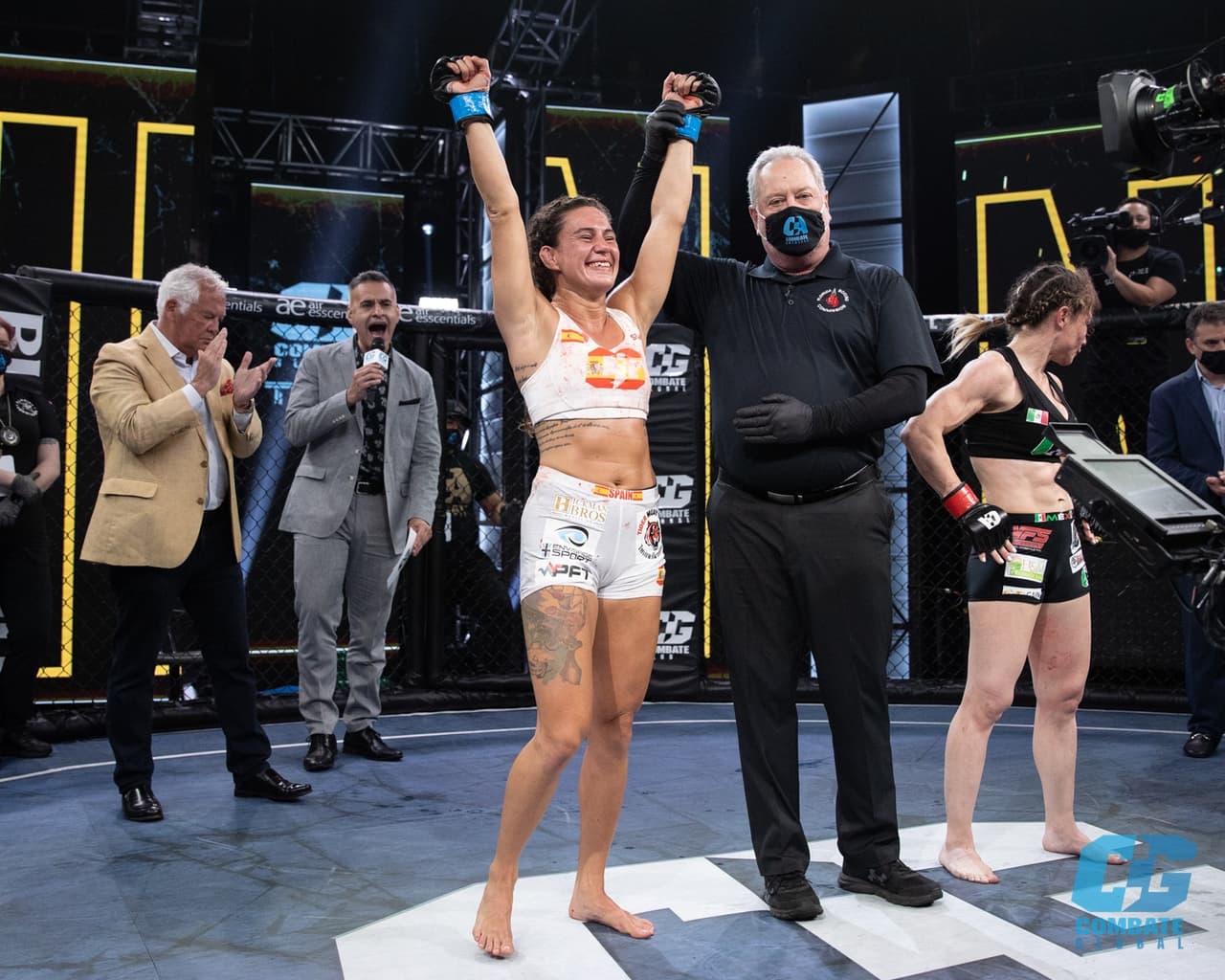 Combate Global: Claudia Díaz apabulla a 'Sexy' Dulce en dos asaltos