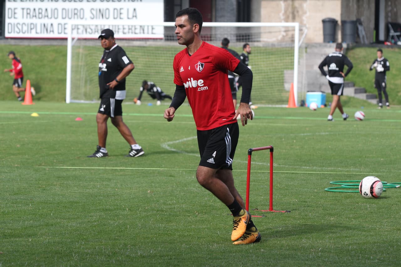 Márquez debutó con Atlas como profesional y regresó al club para el cierre de su carrera.
