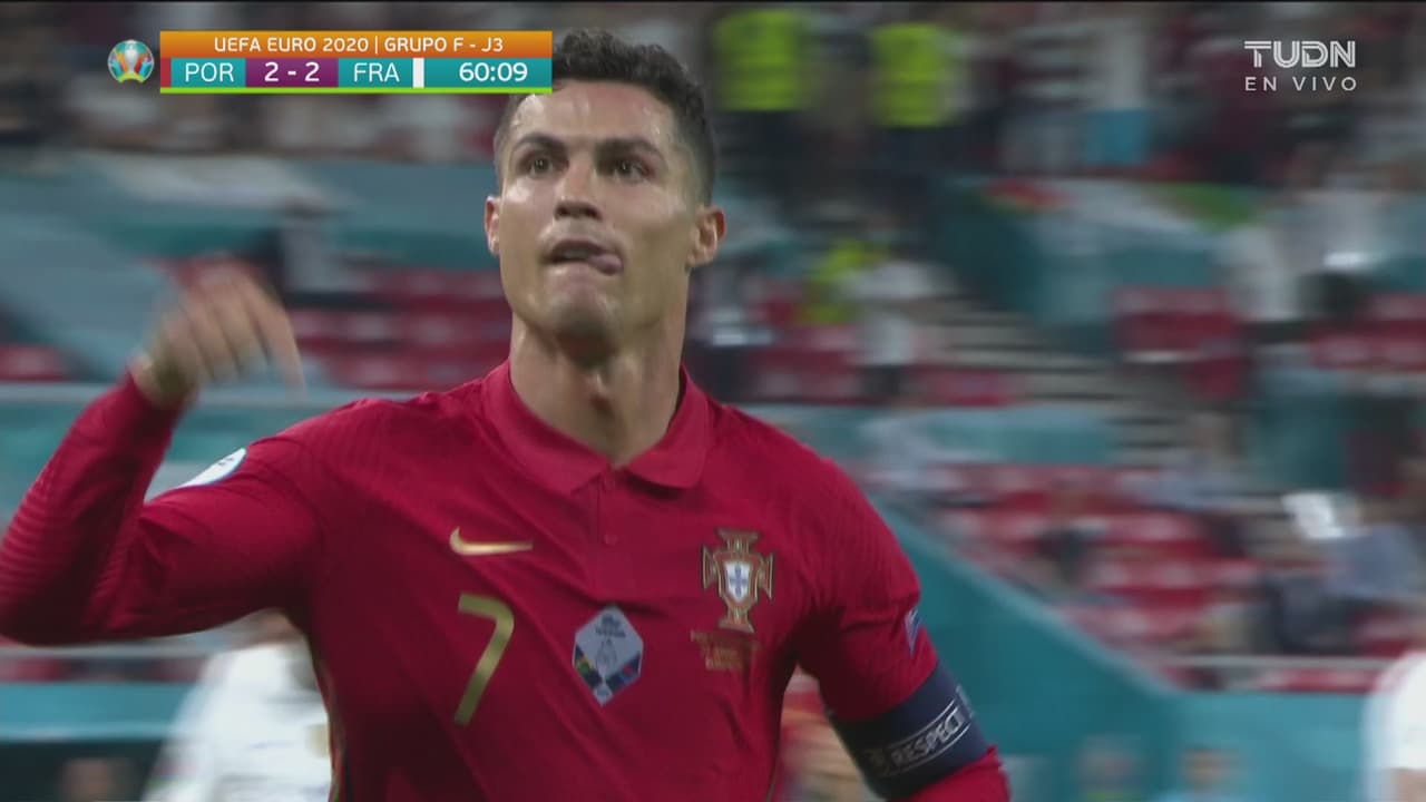 ¡Histórico! Cristiano Ronaldo anota de penal para una nueva marca