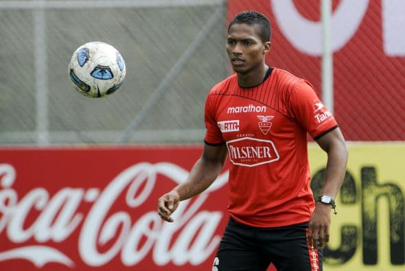 Antonio Valencia es el referente del seleccionado ecuatoriano que no tuvo un buen andar en la fase previa y el equipo fue criticado por los medios y los aficionados.