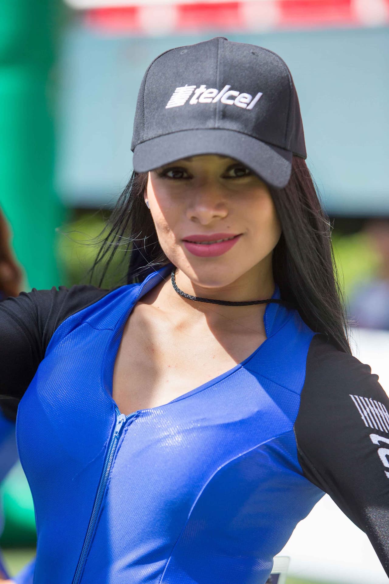 La belleza de las porristas en la fecha 16