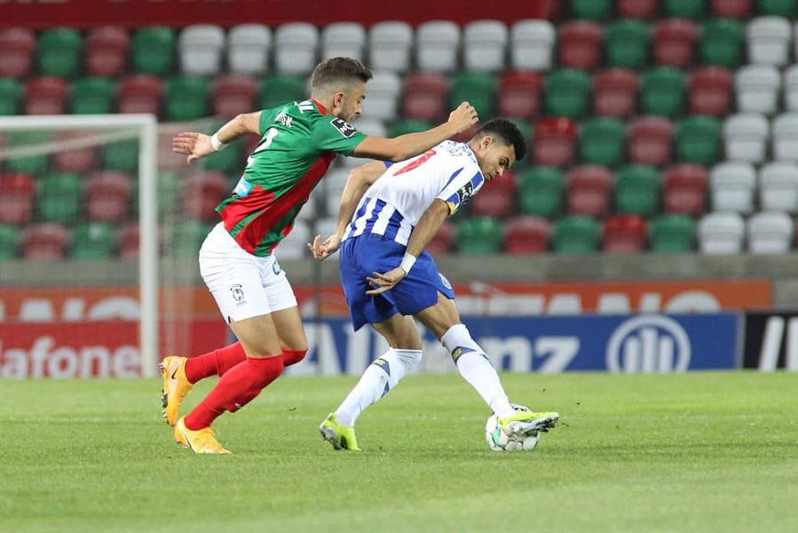 El Porto se impone a Marítimo 2-1, cerrando la Jornada 20 de la Liga de Portugal. Los goles para los 'Dragones Azules' corrieron a cargo de Matheus Uribe al minuto 14 y un penal de Otavio da Silva Monteiro al minuto 94, ayudó a que el equipo sumara los 3 puntos. Jesús 'Tecatito' Corona jugó los 90 minutos.