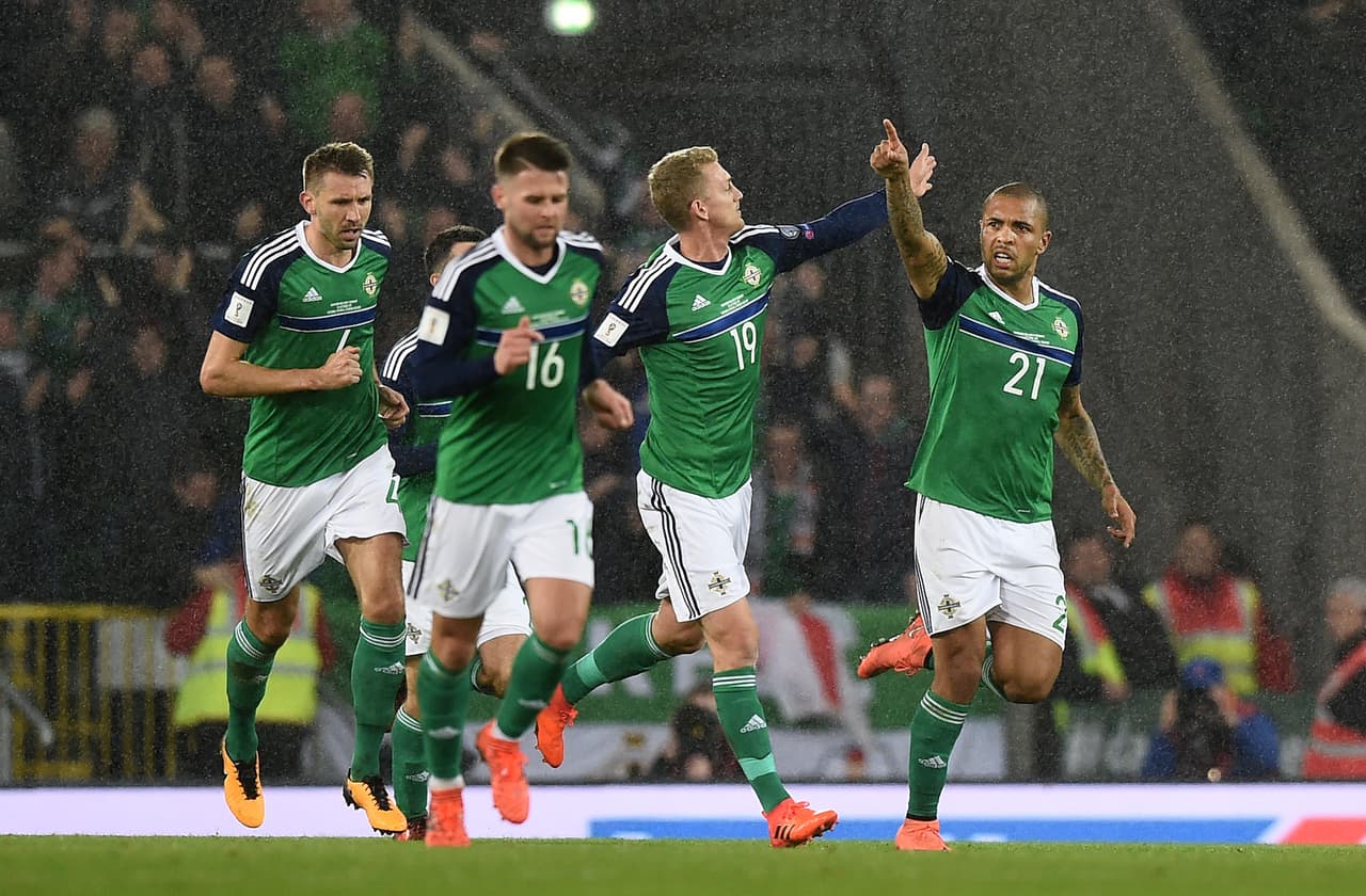 <b>Grupo C: </b>Irlanda del Norte tiene 19 puntos y es seguro en el segundo lugar, aunque debe cuidarse de no ser el peor segundo entre los nueve grupos y al menos sumar un punto más.