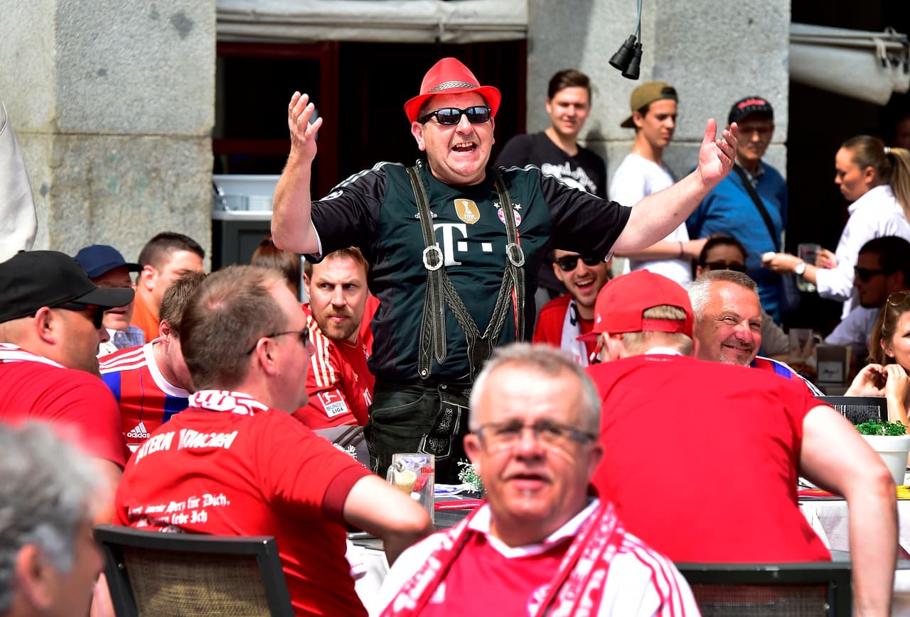 Los cánticos a favor de Bayern Munich fueron parte del optimismo del equipo visitante.