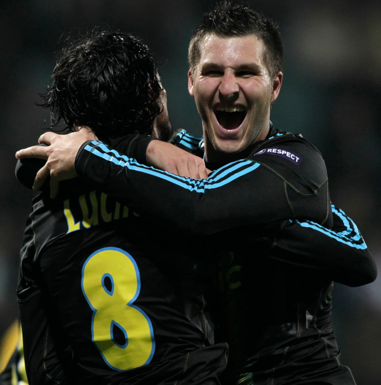 André-Pierre Gignac festeja un hat trick con Marseille en la UEFA Champions League en 2010.