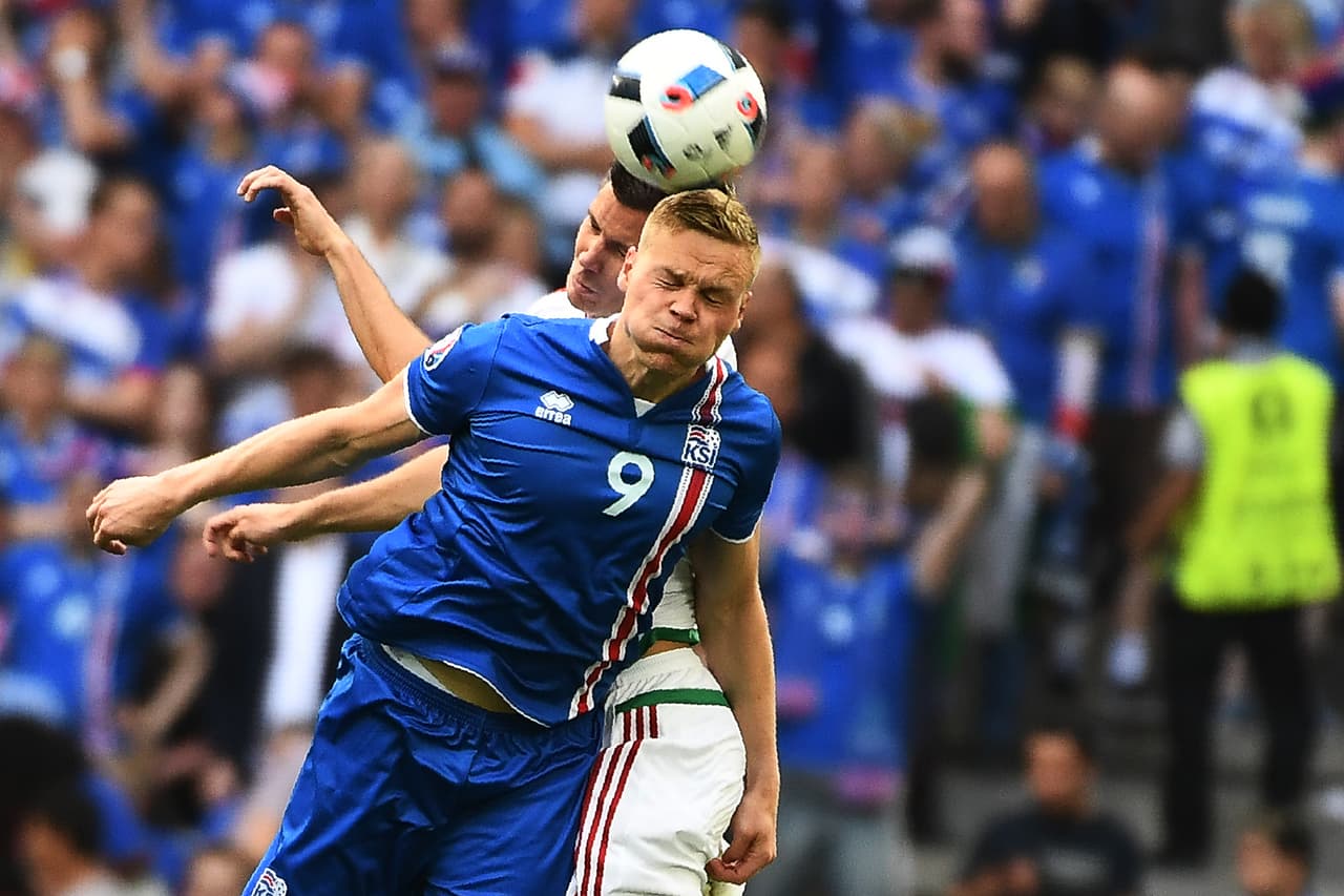En otro terreno Islandia dejaría escapar el triunfo ante Hungría en un partido apretado y ríspido.