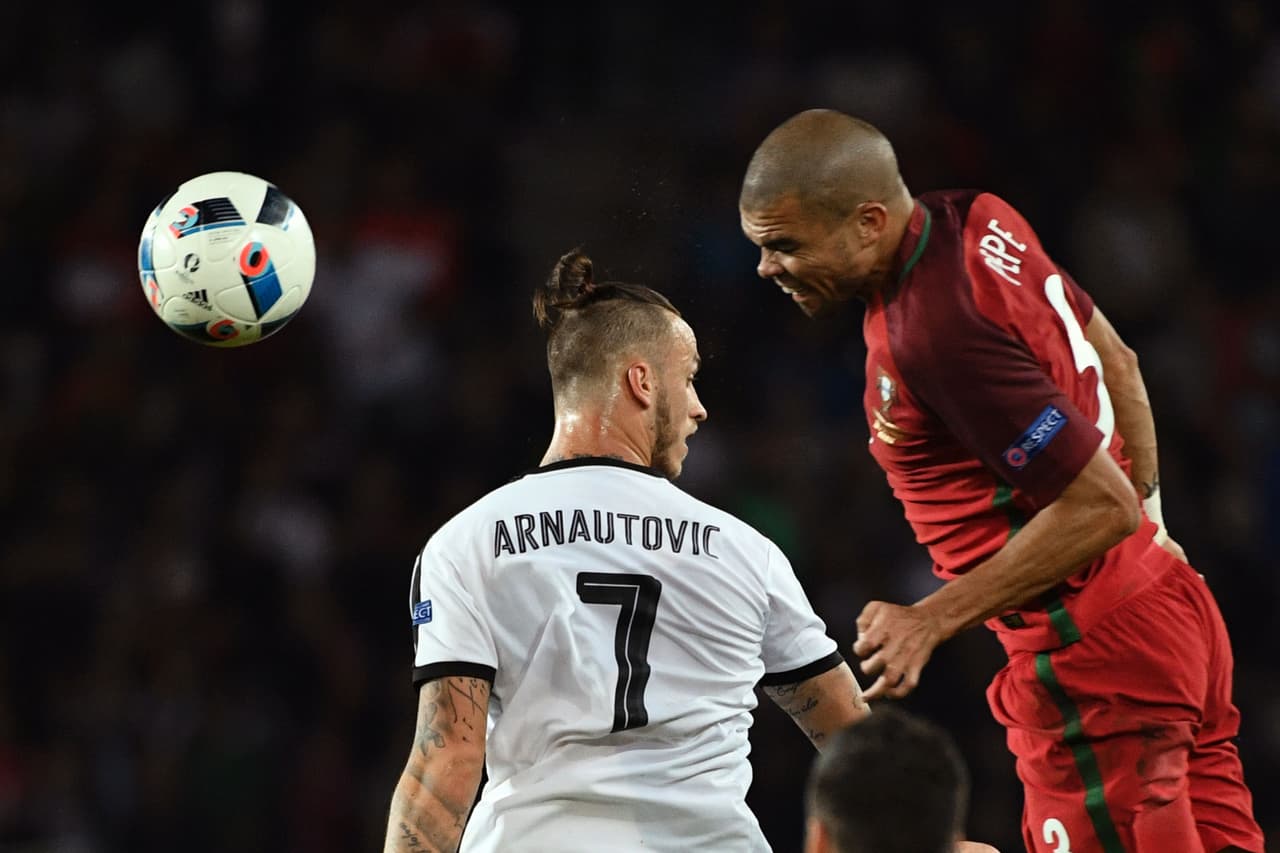 Los minutos pasaban y el gol no llegaba, Portugal necesitaba de un triunfo para escalar posiciones en su grupo.