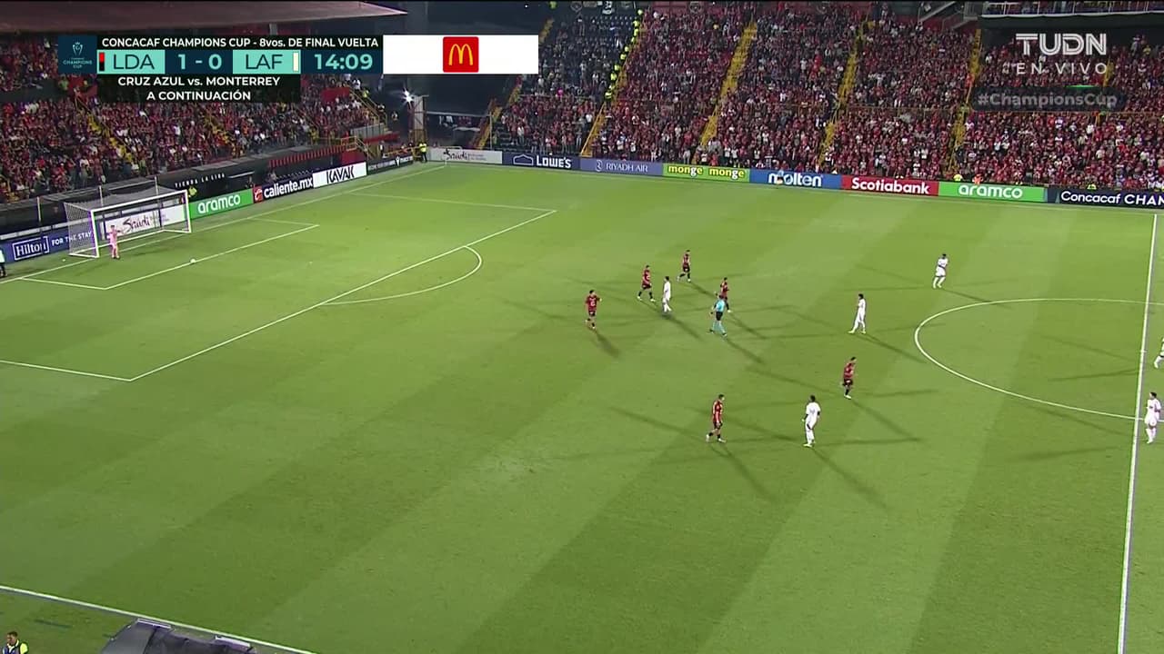 ¡TIRO ATAJADO! disparo por Timothy Tillman.