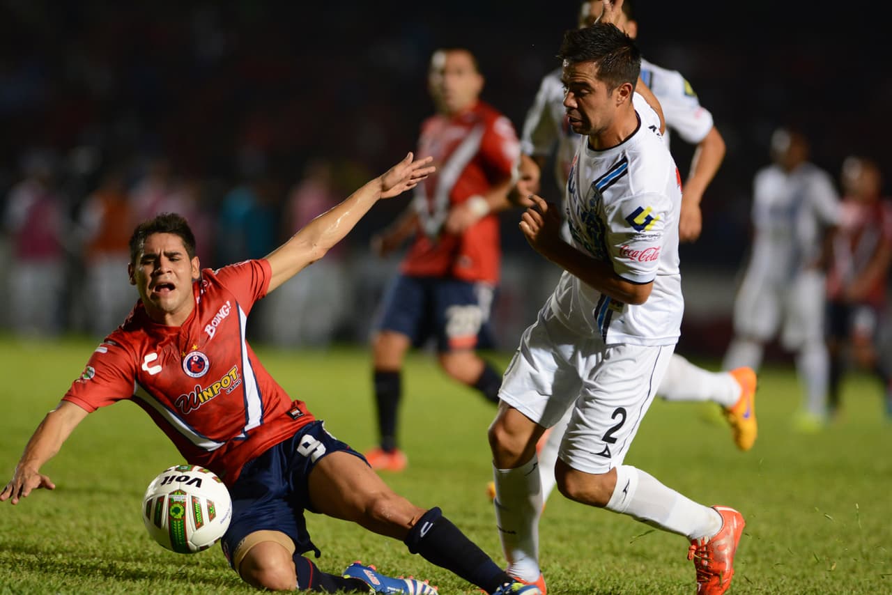 Mientras que Daniel Villava por su habilidad fue el más golpeado con 59 faltas cometidas a él.