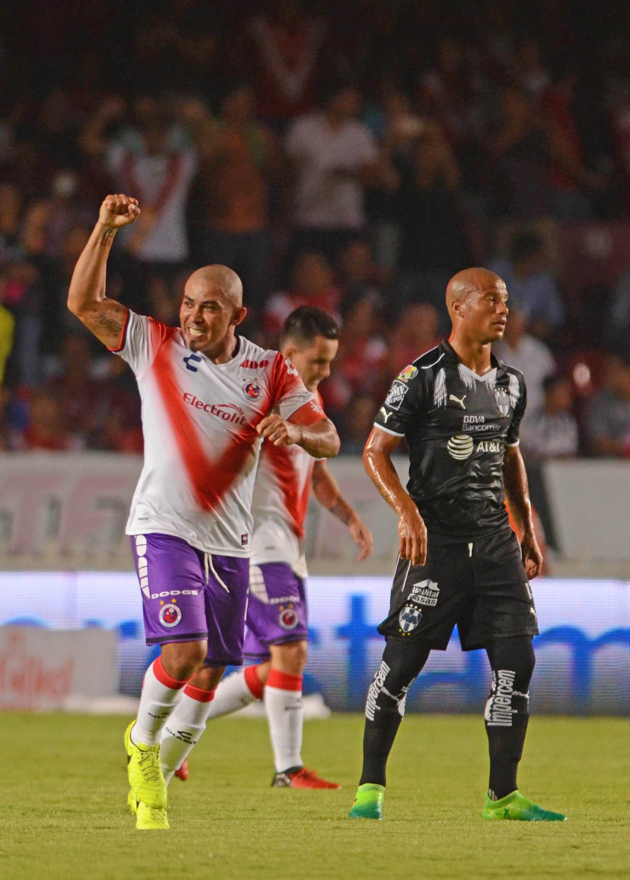 Este año llegó al Puerto de Veracruz y un gol suyo ante Monterrey de Carlos Sánchez aseguró la permanencia de la escuadra jarocha en la Liga MX.
