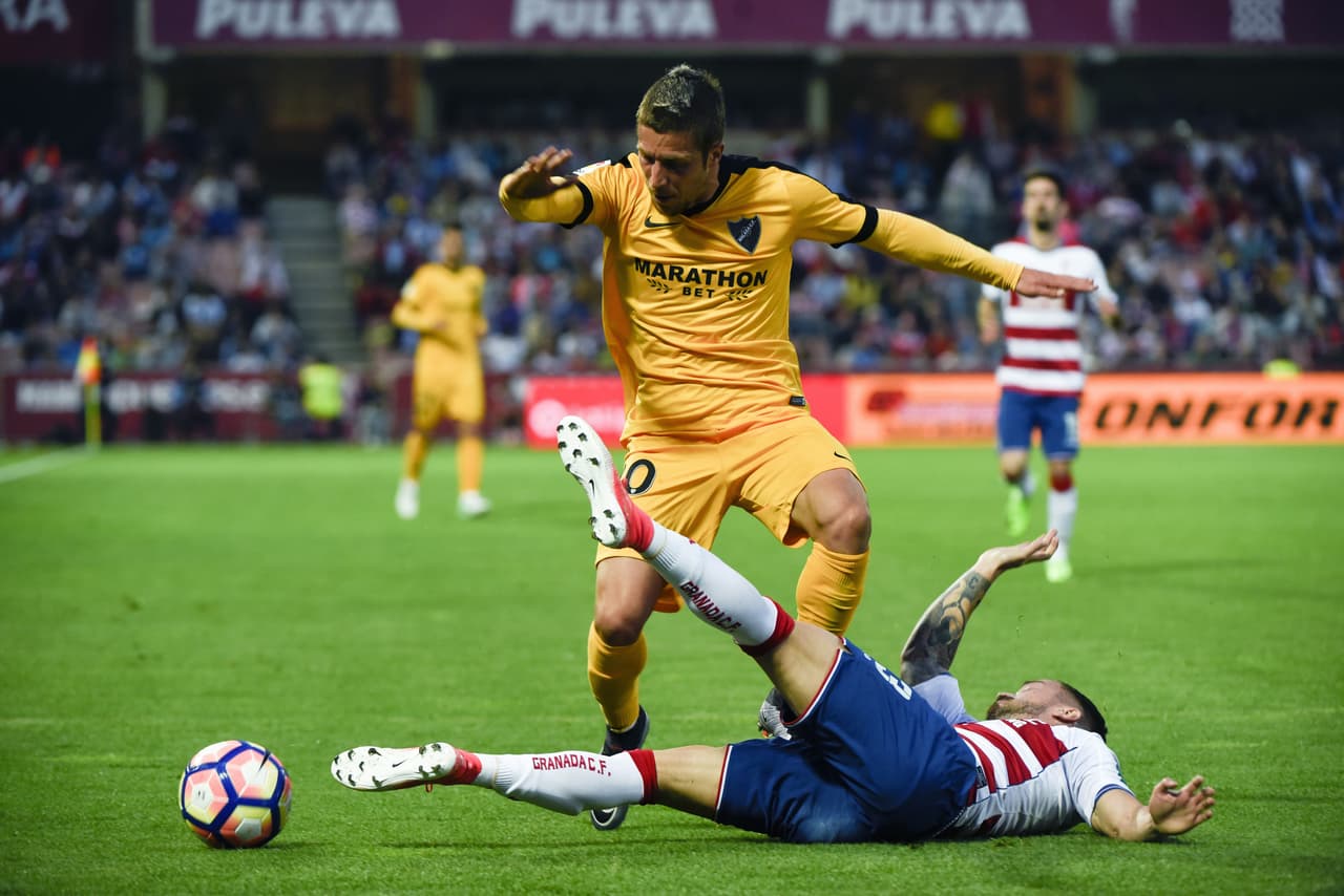Por su parte, Málaga afrontó el partido con la meta de llevar más tranquilidad a su afición pensando en descenso.
