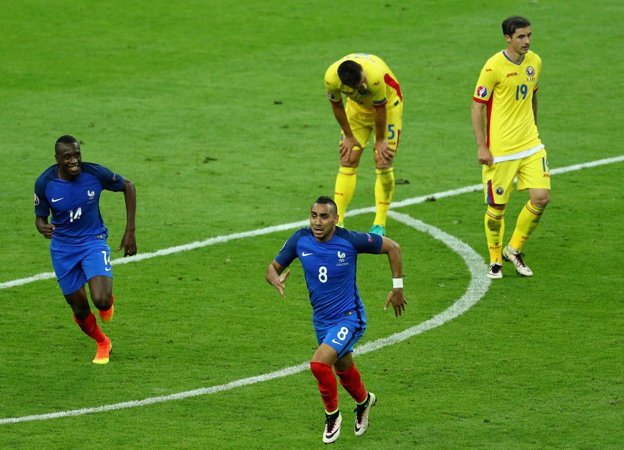 Francia derrotó 2-1 a Rumania en el partido inaugural de la Eurocopa 2016.