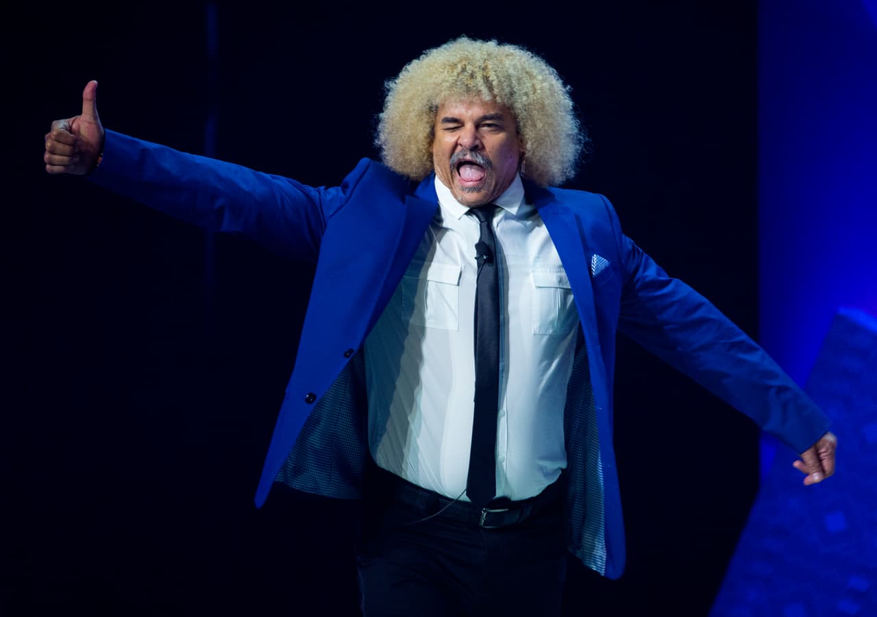 Carlos ‘el Pibe’ Valderrama’ ha sido el mejor jugador en la historia del futbol colombiano. Fue el genio que humilló a Argentina en su propia casa y luego regresó para ser estrella en una película bizarra.