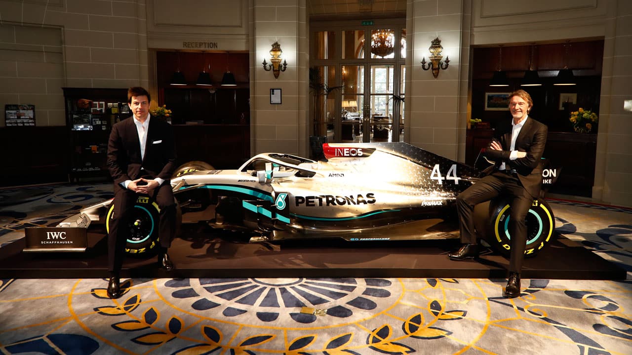 Mercedes aplicó el primer ‘madruguete’ a Ferrari