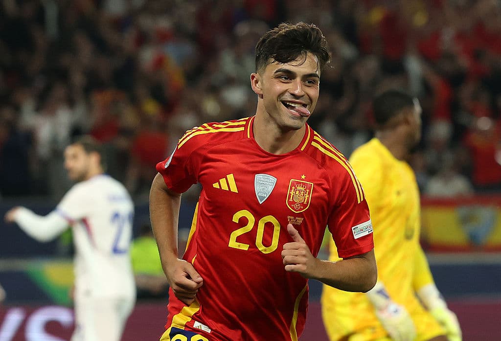 ¡Humildad ante todo! Pedri asegura que no se siente estrella