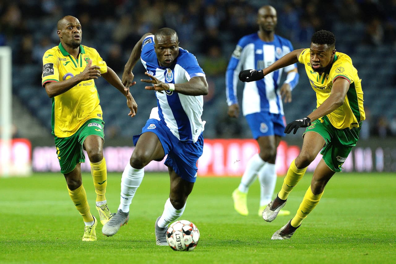 Porto no abandona el subliderato en la Primeira Liga 