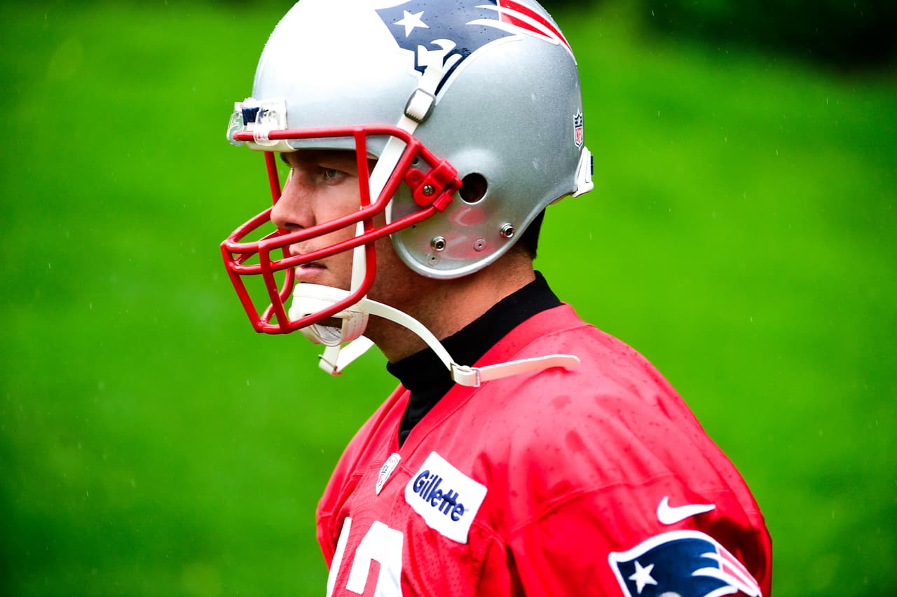 Tom Brady en una práctica con los Patriots antes de la temporada 2017.