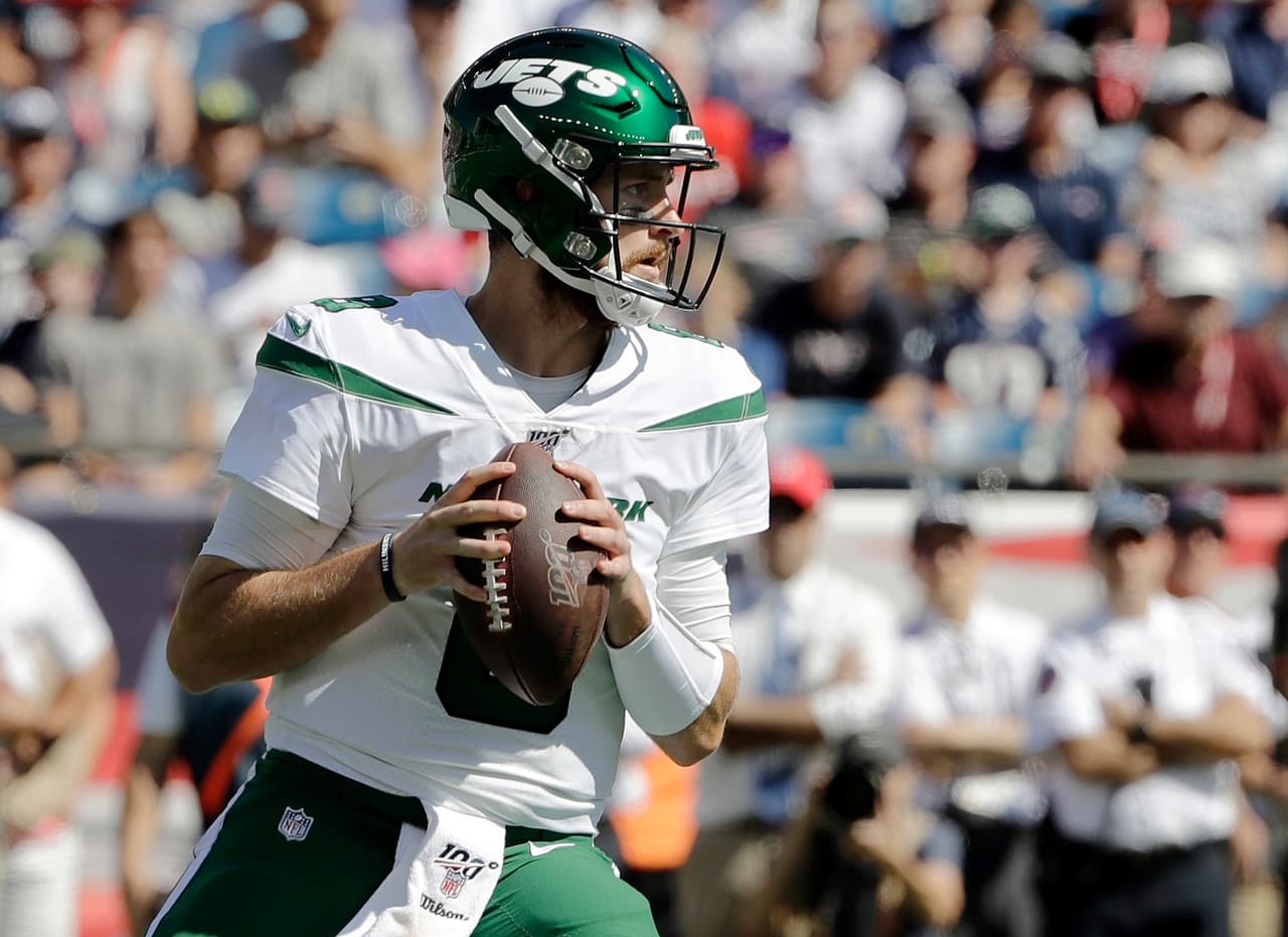 Las 65 victorias de los Patriots sobre los Jets (incluyendo las dos victorias en playoffs), es la segunda mayor en su historia, sólo debajo de las 74 victorias sobre Buffalo.