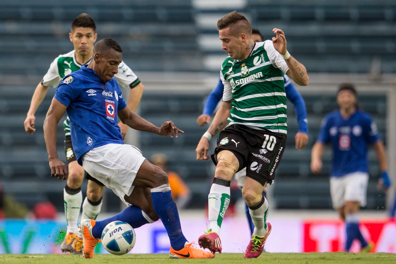 Con una defensa liderada por el veterano colombiano Amaranto Perea, en las primeras seis jornadas el equipo apenas recibió dos goles. En la temporada regular recibió 19 anotaciones.