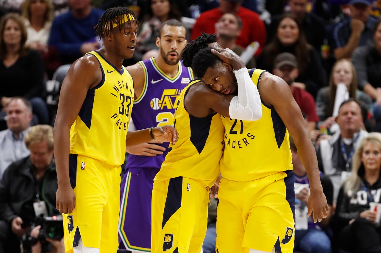 <b>Indiana 121-88 Utah</b>. Con su mejor actuación de la campaña (21 pts) Doug McDermott lideró a los Pacers (12-8) a triunfar en la casa del Jazz (9-12), equipo que ahora tiene marca de 2-6 como local.