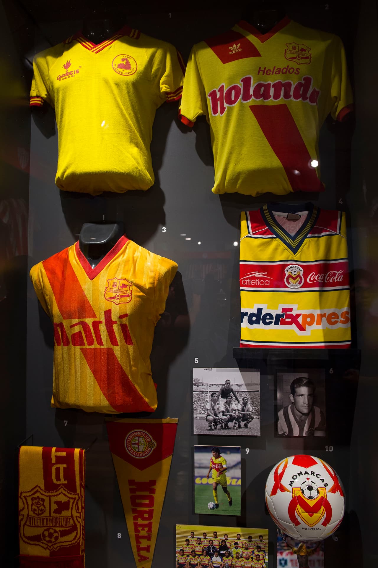 Monarcas Morelia también tuvo la exposición de los múltiples modelos en su playera.