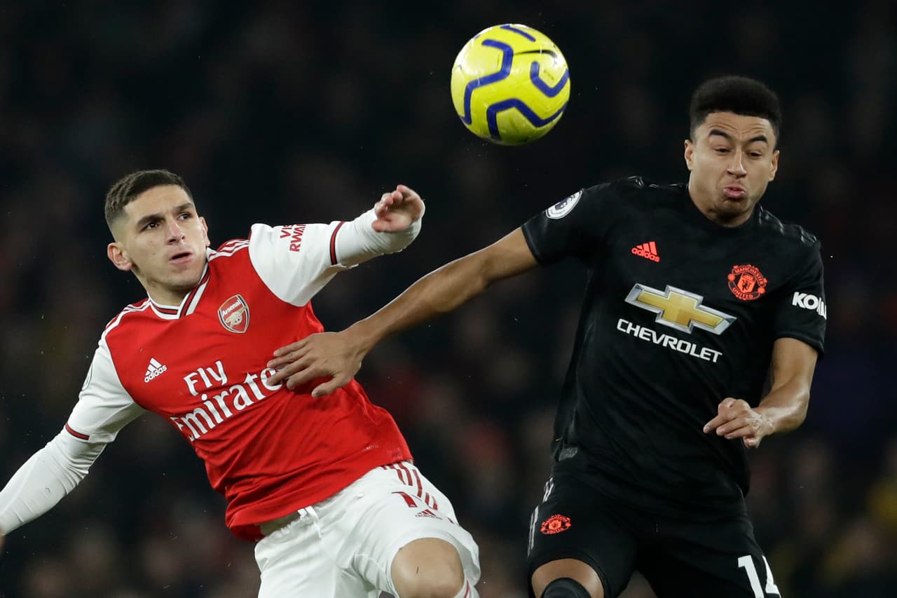 Con goles de Nicolas Pépé y Sokratis, El Arsenal se impone 2-0 al Manchester United.