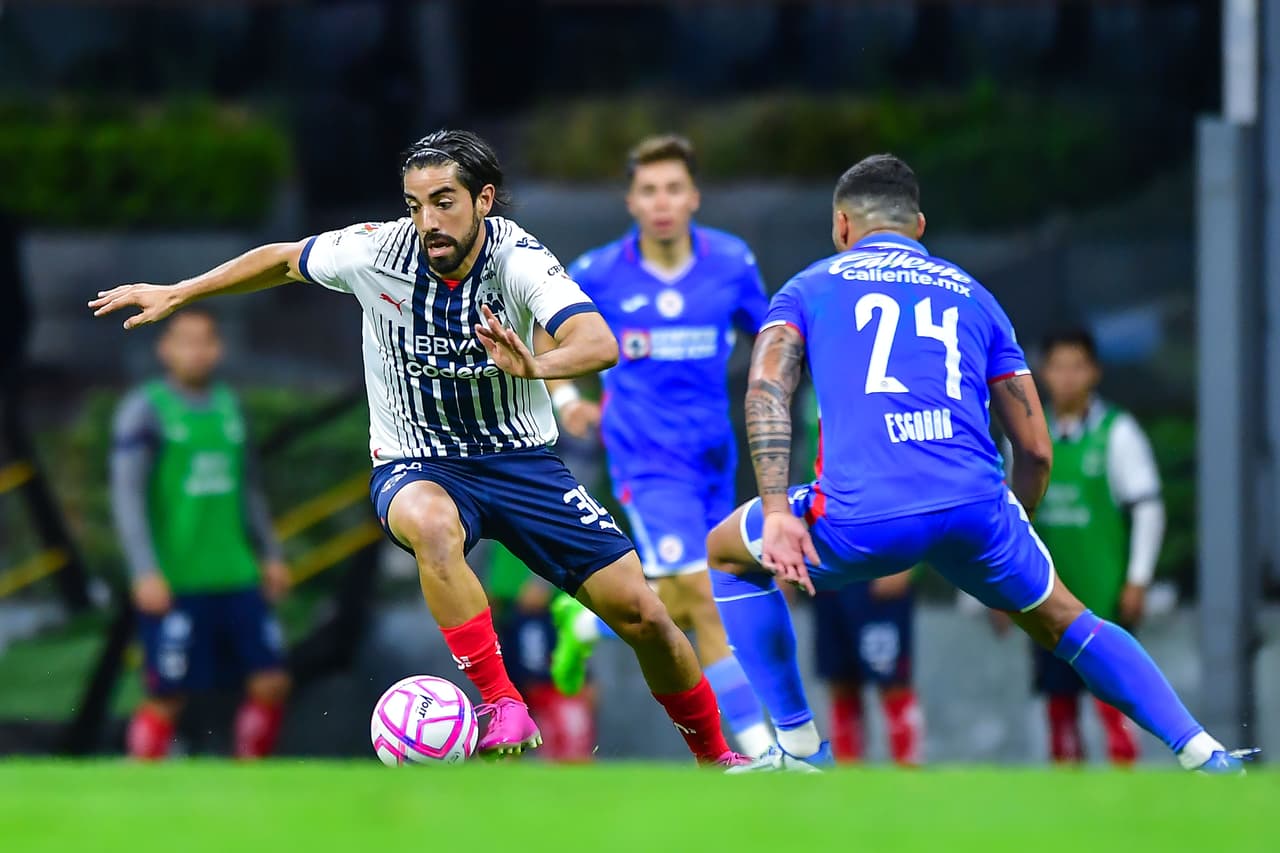 Cruz Azul y Rayados empataron 0-0 y dejaron todo para la vuelta en Cuartos de Final.