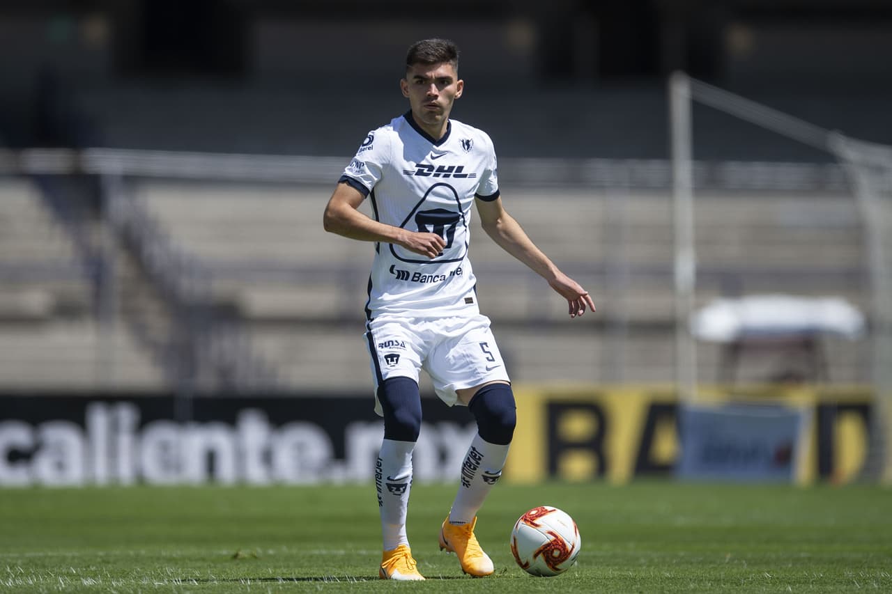 Johan Vásquez tiene encantado al 'Tata' Martino y será considerado