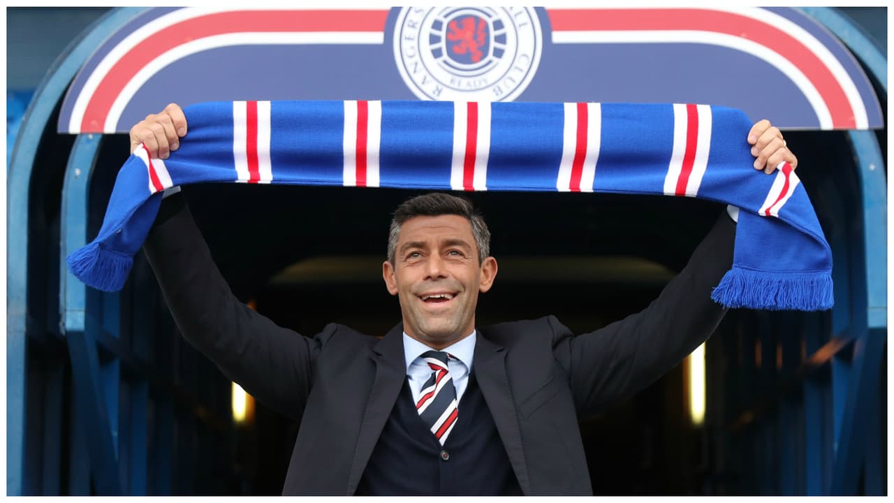 Caixinha arribó a Escocia desde Qatar.