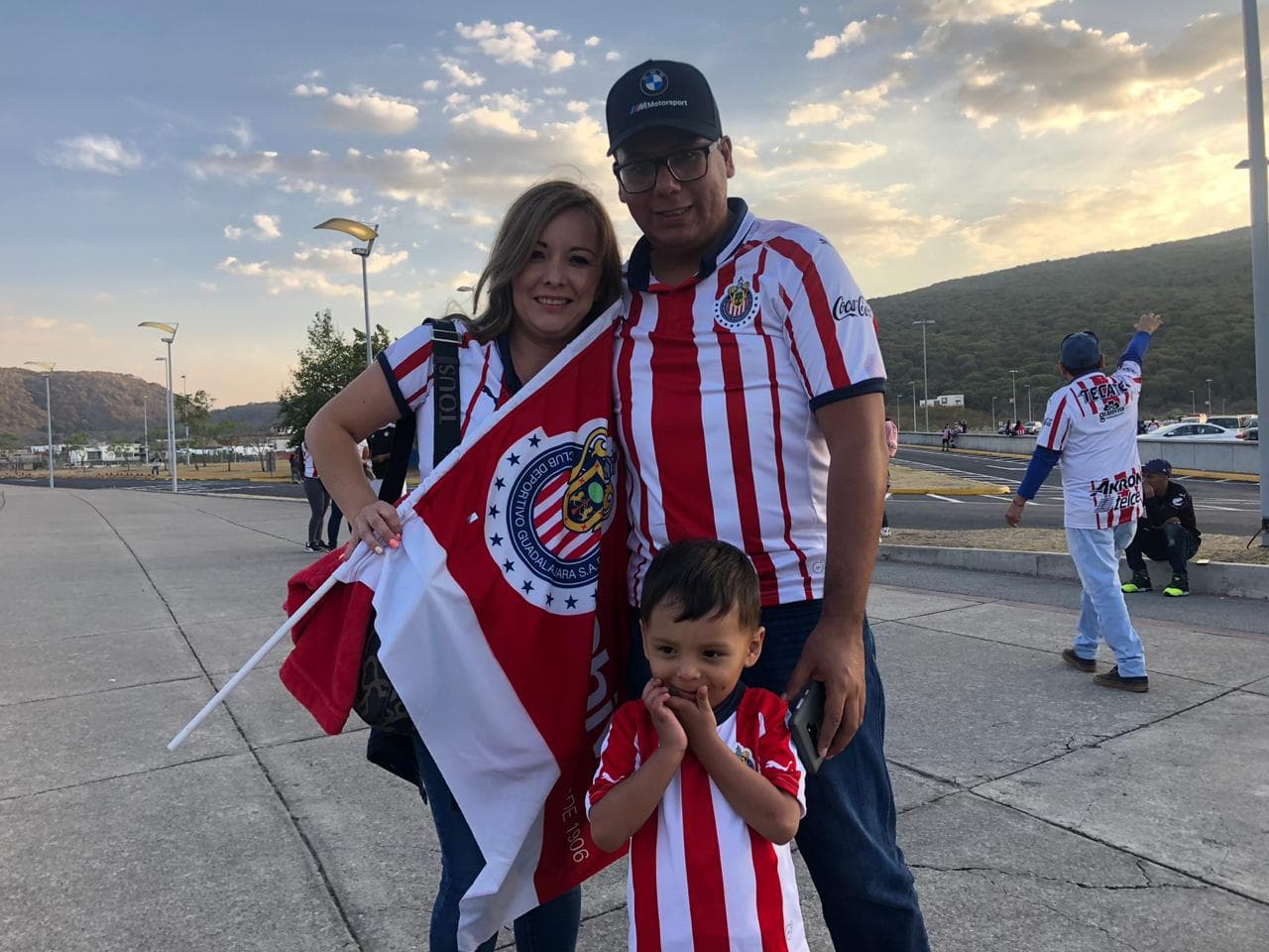 Los aficionados de Chivas están listos en el Estadio Akron para el juego contra Puebla en la Jornada 15 del 
<a href="https://www.univision.com/deportes/futbol/liga-mx/*">Clausura 2019</a>.