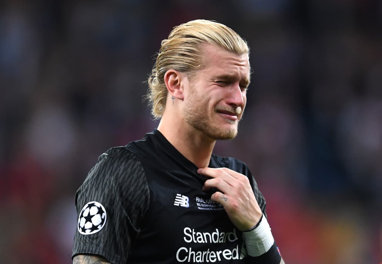 KIEV, UKRAINE - MAY 26: Loris Karius of Liverpool looks dejected following his sides defeat in the UEFA Champions League Final between Real Madrid and Liverpool at NSC Olimpiyskiy Stadium on May 26, 2018 in Kiev, Ukraine. (Photo by Laurence Griffiths/Getty Images)