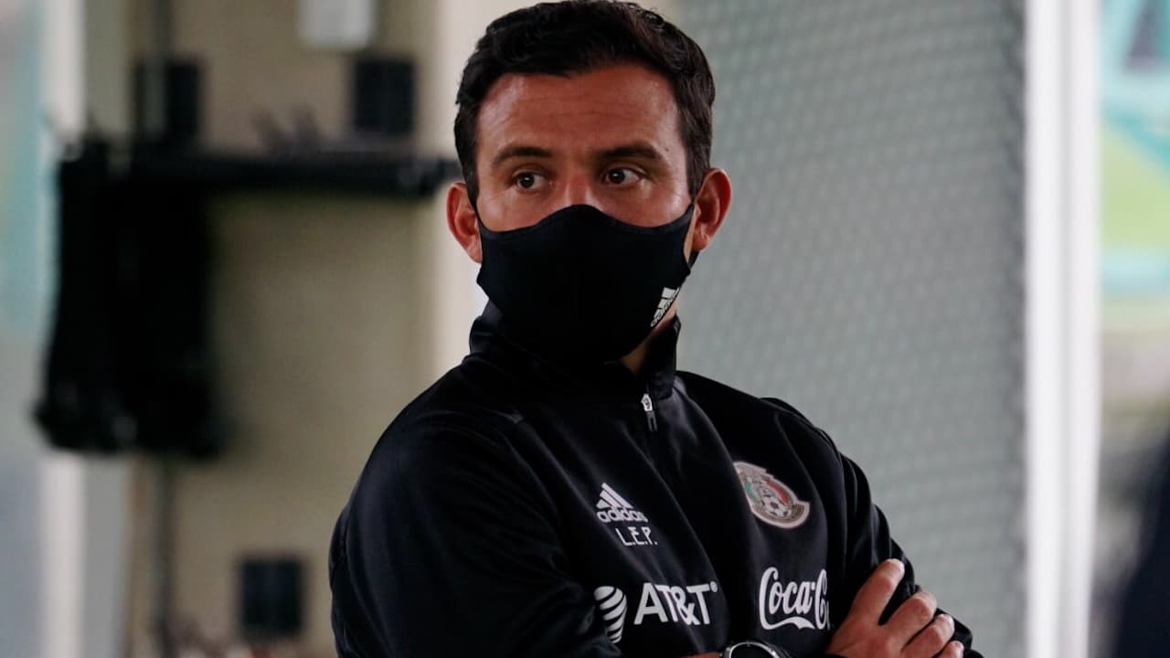 Luis Pérez apunta a ser técnico del Tri para París 2024