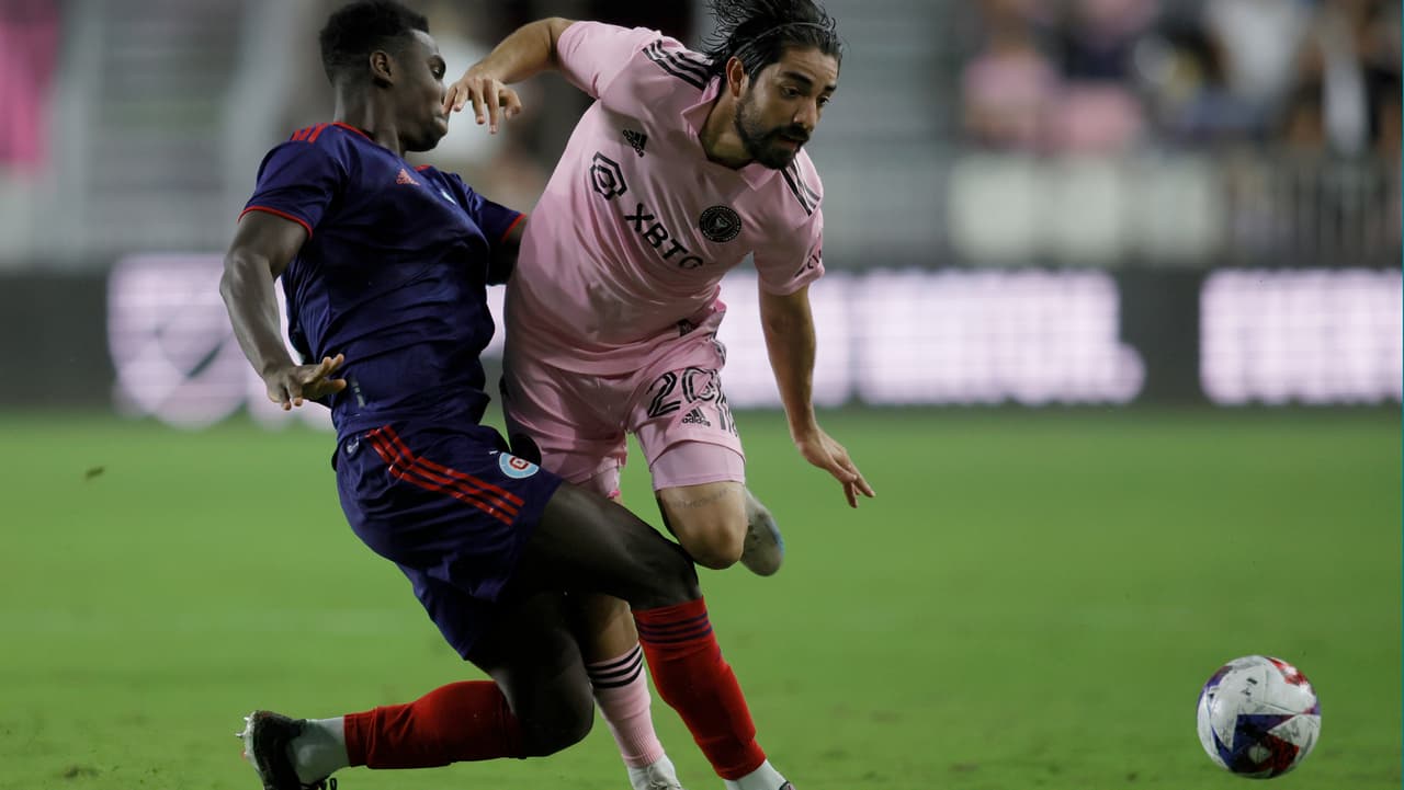 Kamara enciende el fuego de Chicago y mete en gran lío a Inter Miami