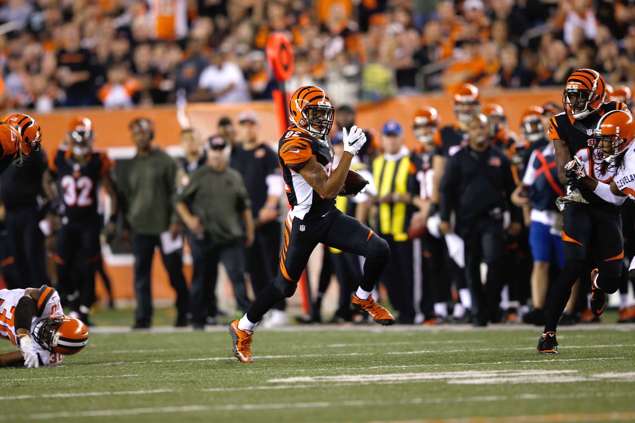 Entrando a la temporada 2015, 21 equipois han empezado 8-0 una temporada en la era del Super Bowl, de esos 21 conjuntos, los 21 llegaron a los playoffs, 12 avanzaron al Super Bowl y ocho de esos conjuntos se llevaron el Trofeo Lombardi.