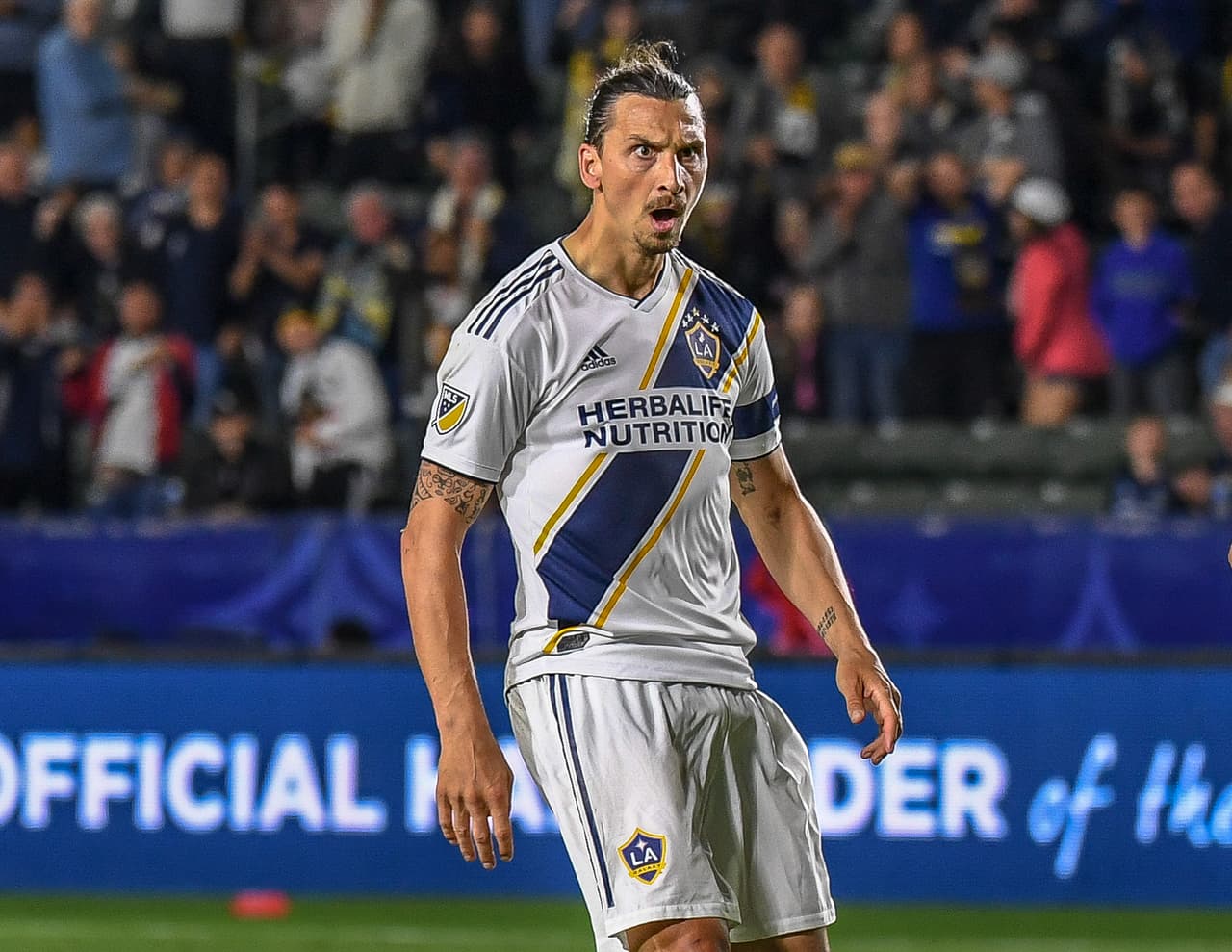 ¿Quién como él? Zlatan Ibrahimovic se identifica como un futbolista inigualable 