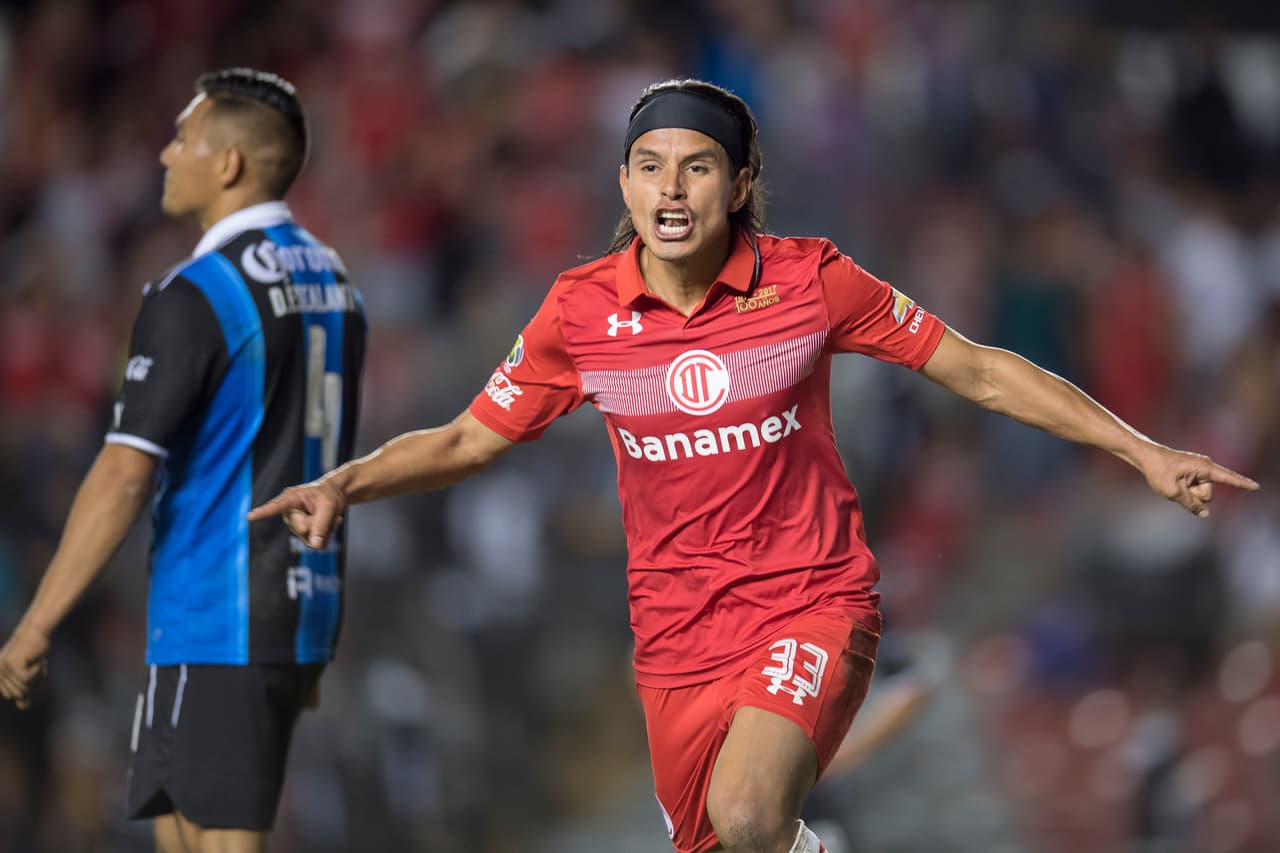 El defensa Gerardo Flores, a préstamo en Toluca, estaría muy cerca de firmar su regreso al Cruz Azul.