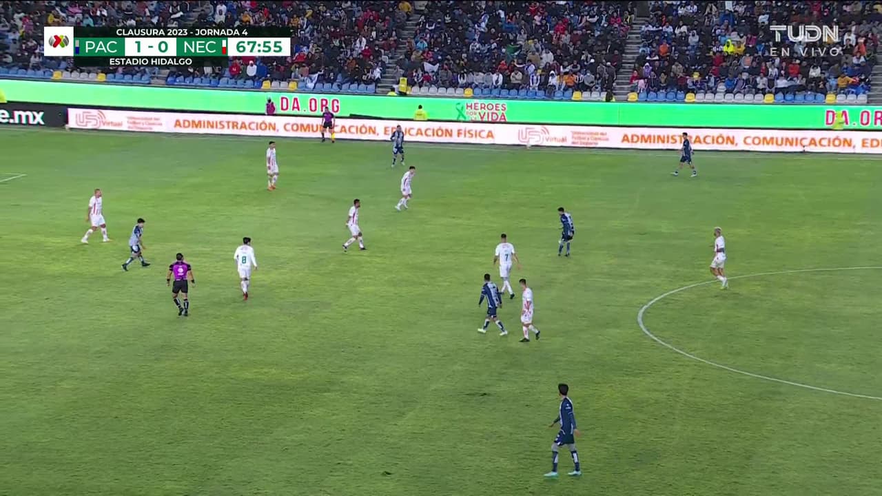 ¡TIRO ATAJADO! disparo por Érick Sánchez.