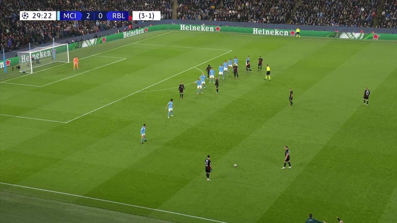 ¡TIRO ATAJADO! disparo por Amadou Haidara.