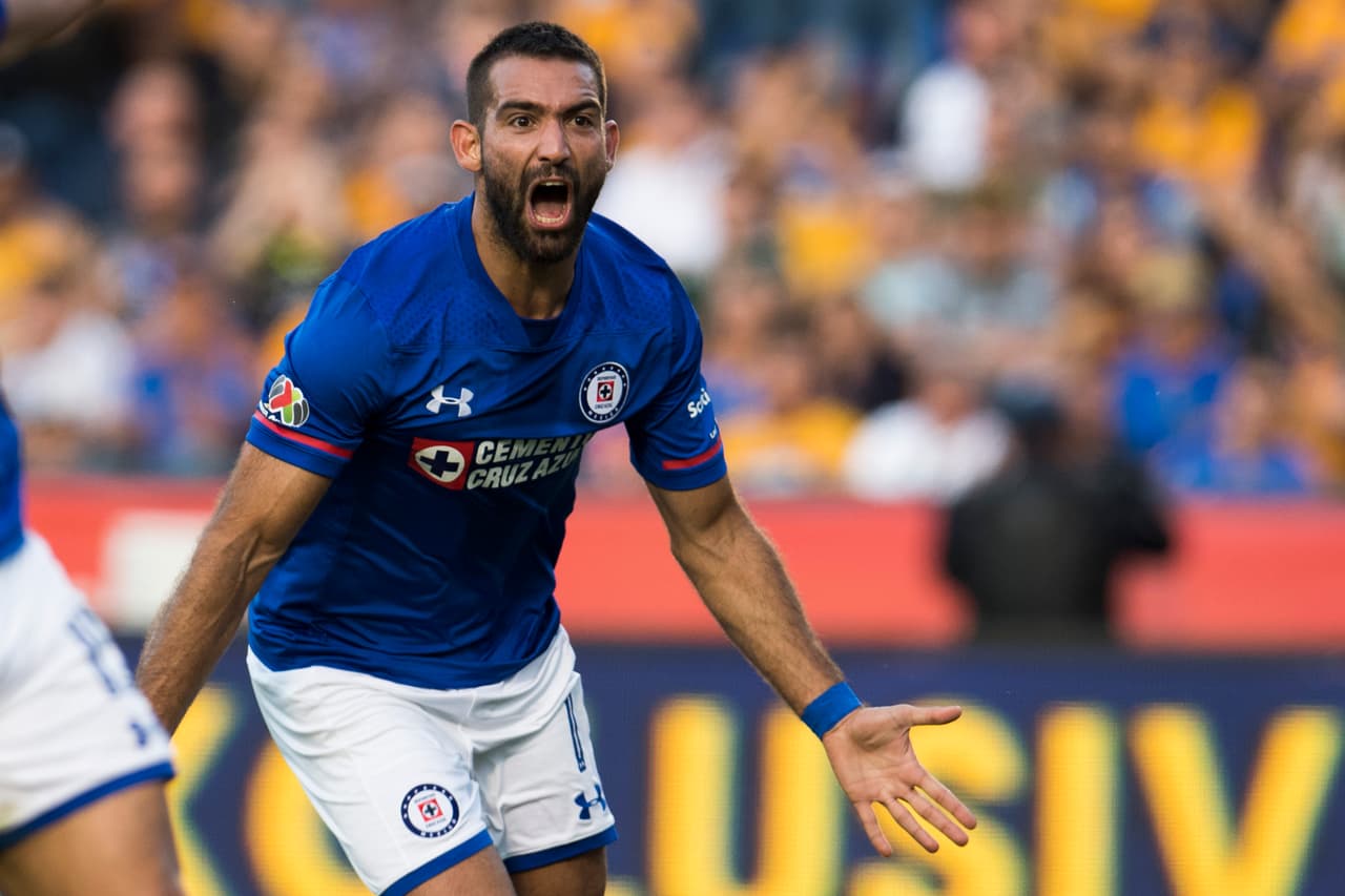 Cruz Azul todavía se aferra a una posibilidad matemática para llegar a la Liguilla, una que exclusivamente lo obliga a ganar sus dos próximos partidos y esperar una serie de resultados.