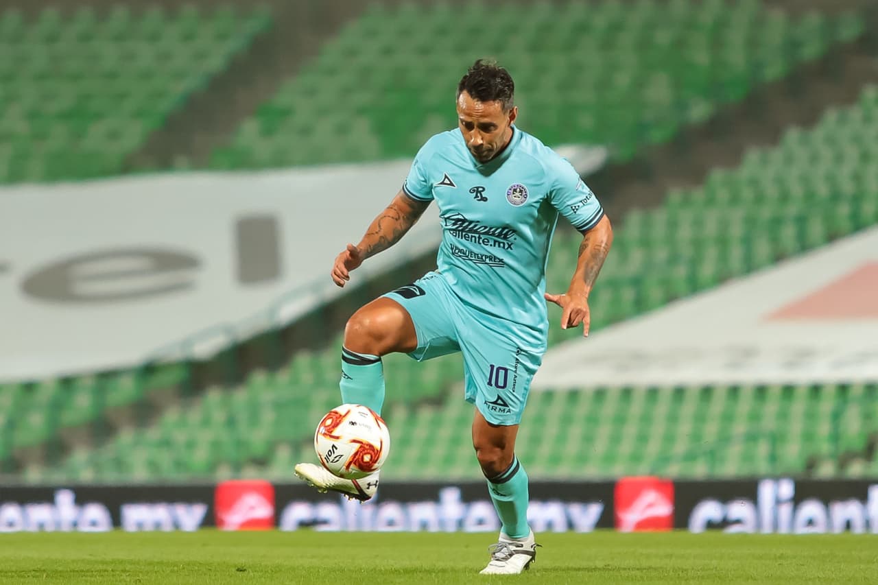 Con goles de Fernando Gorriarán, Josecarlos van Rankin y doblete de Hugo Rodríguez, Los Guerreros aplasstan a Mazatlán en casa.