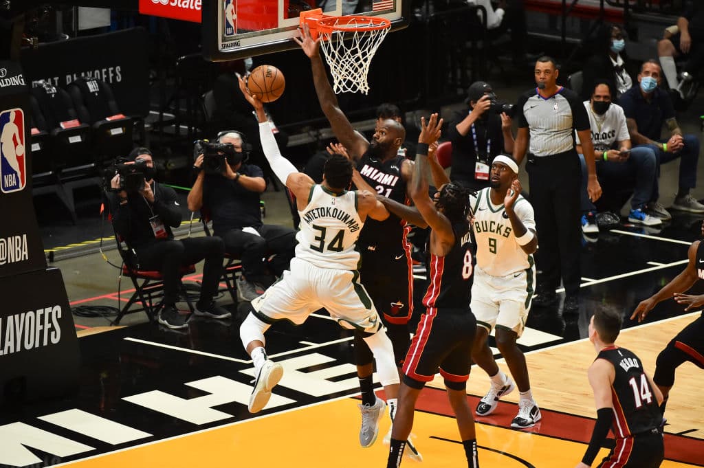 Bucks arrolla al Heat y avanza a Semifinales del Este de la NBA