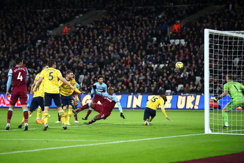 Con Ljungberg en el banquillo, el Arsenal remonta al West Ham y gana luego de siete partidos consecutivos, en la Premier League, sin conocer la victoria.