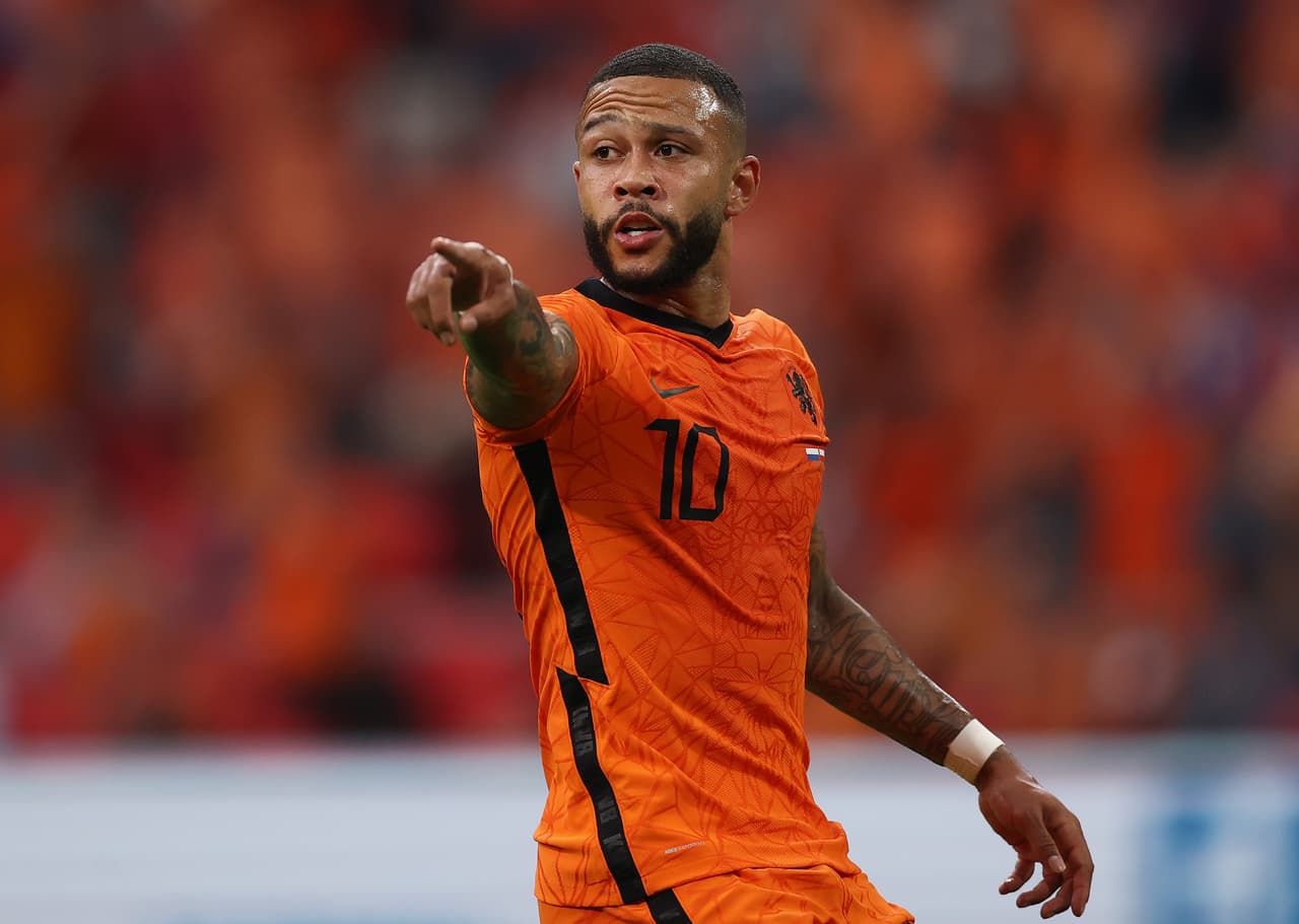 Barcelona tiene nuevo compañero para Messi y es Memphis Depay
