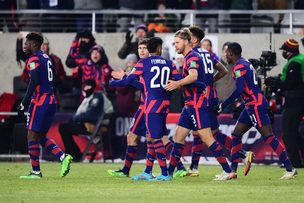 Antonee Robinson fue el encargado de traer la alegría a Los Estados Unidos tras anotar el único gol del partido para vencer 1-0 a El Salvador.